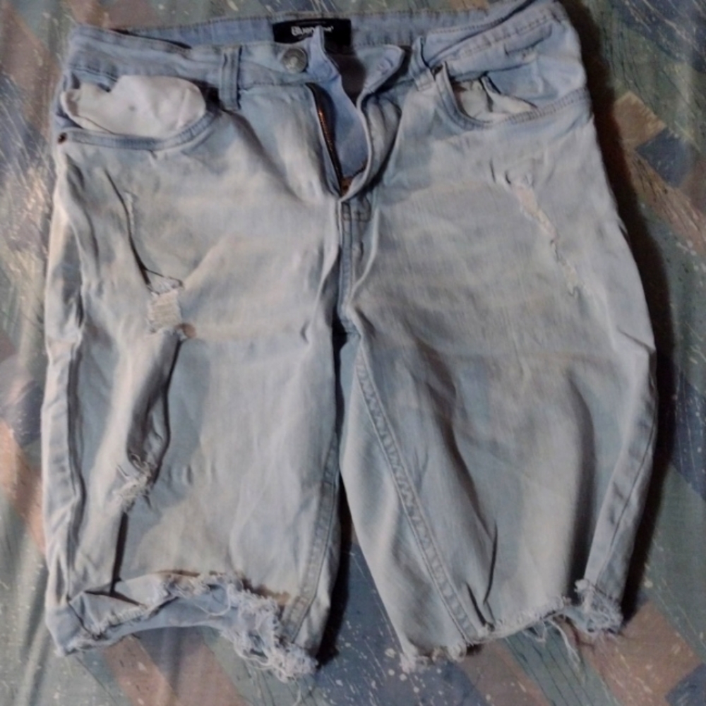 Short jeans